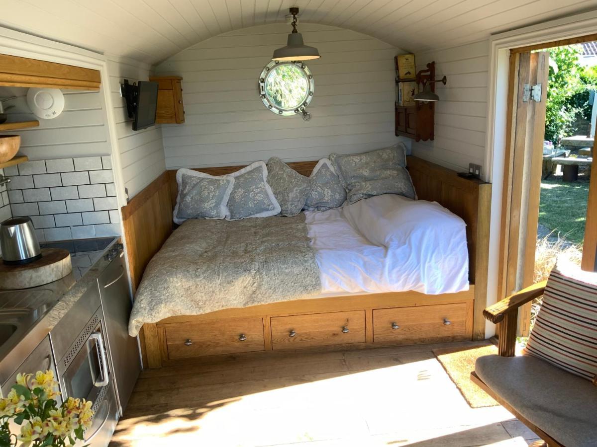 The Goods Wagon, Private Garden And Stunning Views * High Buston
