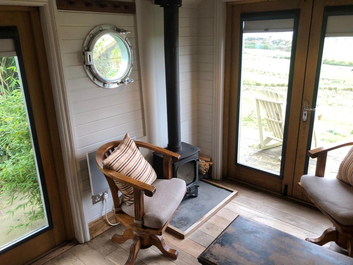 The Goods Wagon, Private Garden And Stunning Views High Buston